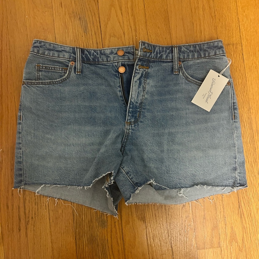 NWT Jean Shorts - Universal Thread